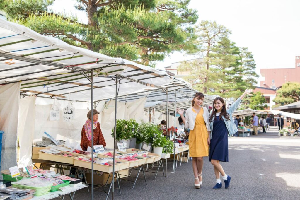 Jinya Morning Market Takayama
