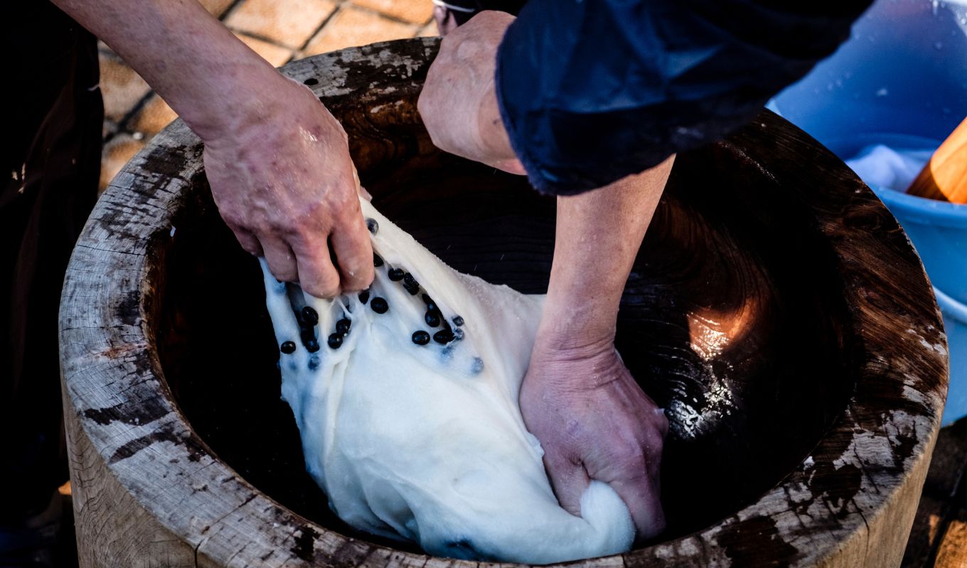Making Mochi