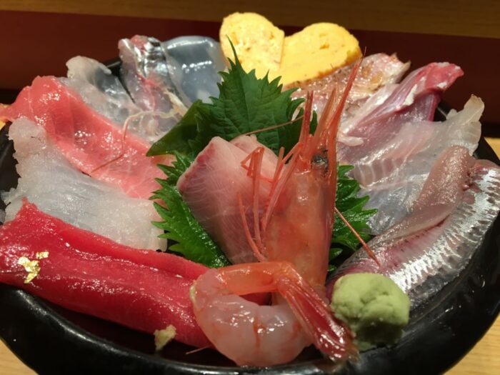 Seafood rice bowl at Omicho Market in Kanazawa