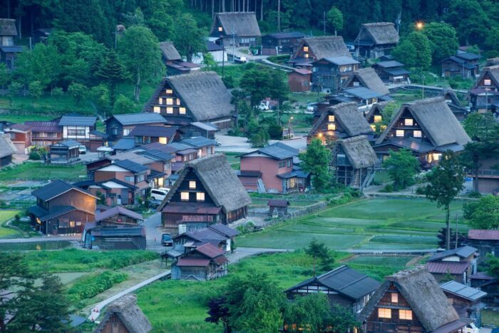 Shirakawa Go ()