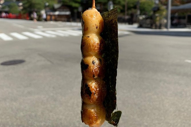 Takayama Small Group Food and Sightseeing Tour ()