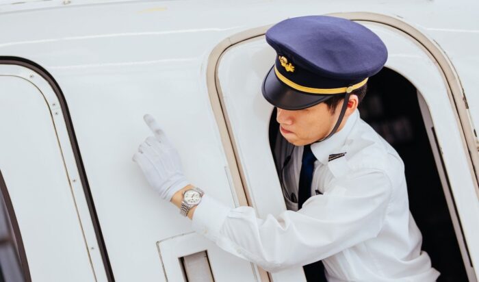 Traveling Around Japan shinkansen Service