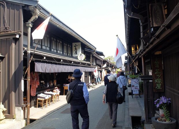Takayama Oldtownship Walking Tour With Local Guide About Min Quick Takeaways
