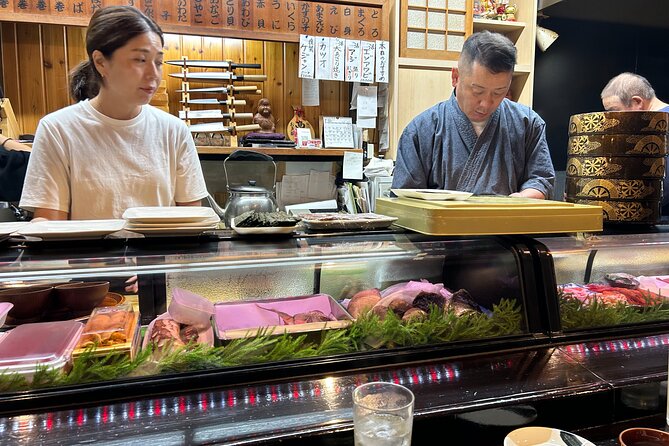 Takayama Night Tour With Local Meal and Drinks - Local Guide and Expert Commentary