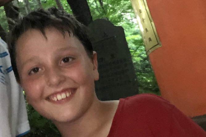 【Fushimi Inari Shrine】A Local Born in Kyoto Shares the Secret Path Away Tourists - Significance of the Torii Gates