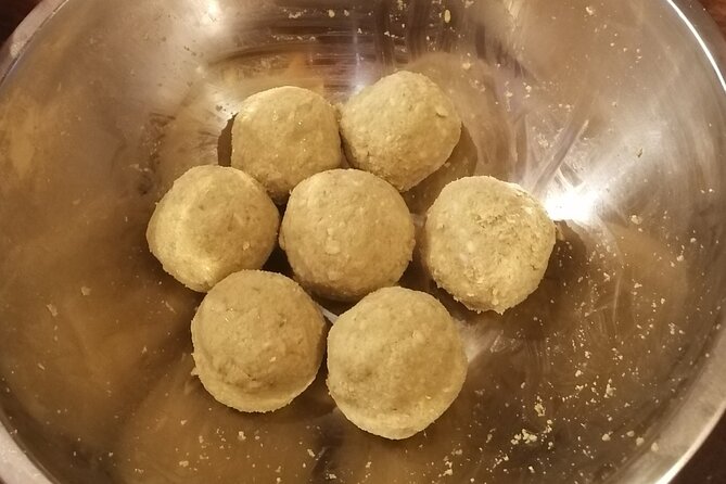 Strengthen the Immunity!! Making Miso in a Japanese Old House. - Meeting and Transportation