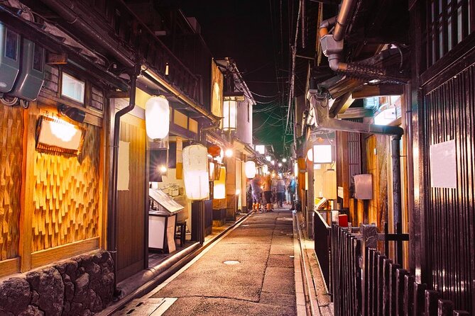 Private Guided Local Bar Crawl Experience in Kyoto - End Point: Pontocho