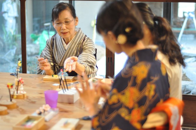 A World-Class Craft Workshop That Follows Kyoto Craftsmen in Townhouses - Craft Production Process
