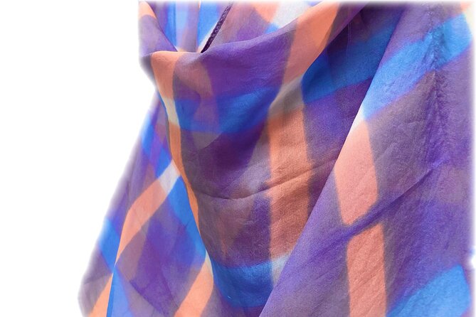 Itajime Shibori Scarf Class - Step-by-Step Guide to Folding and Clamping Techniques