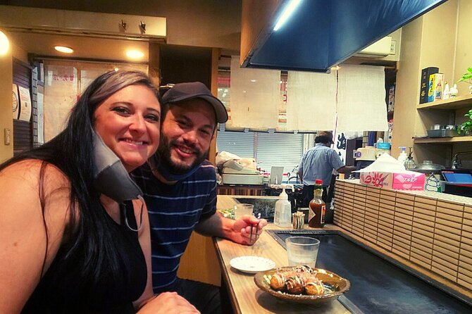 Kuromon Market Tour: All Inclusive 15 Dishes & 34 Samplings - Market Navigation