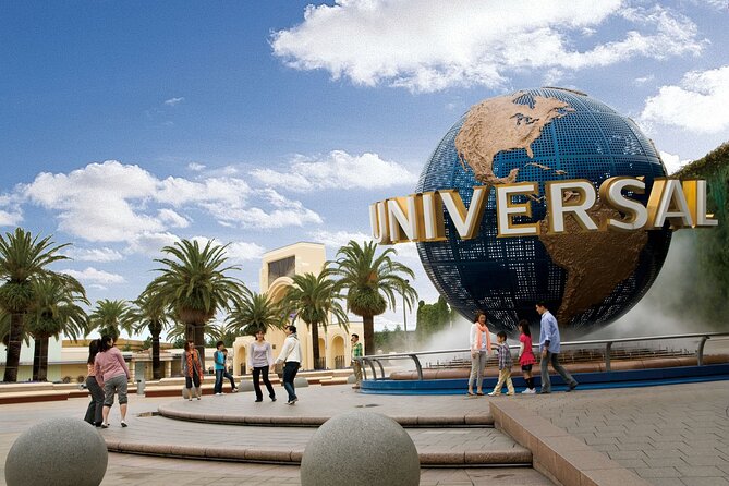 Osaka Airport Transfers : Osaka City to Kansai Airport KIX in Business Car - Accessibility for Wheelchair Users