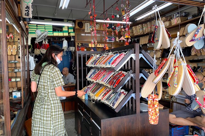 Small-Group 3-Hour History Walking Tour in Tokyo's Shinagawa - Historical Sites and Landmarks