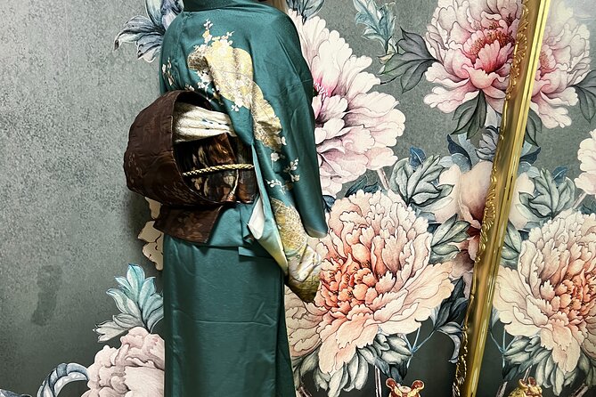 Private Kimono Belt Making Class in Koto City - Background