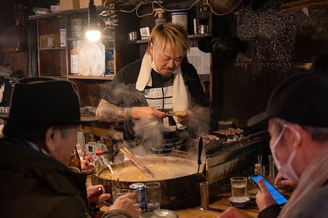 3-Hours Tokyo Local Bar & Izakaya Crawl in Shinjuku Area - Navigating the Lively Izakaya Culture of Shinjuku