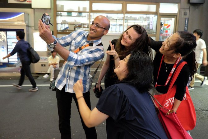 Tokyo Shinjuku Drinks and Neon Nights 3-Hour Small-Group Tour - Immerse Yourself in the Neon Nights of Kabukicho