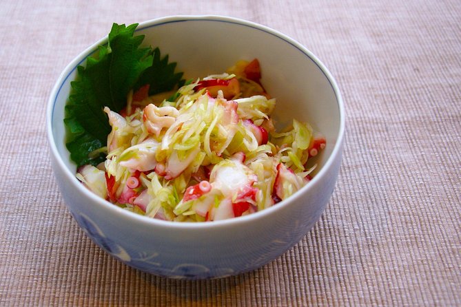 Private Market Tour and Cooking Lesson With a Tokyo Native Makiko in Her Home - Additional Information