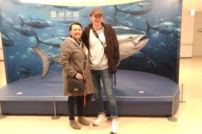 Tsukiji Food Tour & Toyosu Market With Government-Licensed Guide - Exploring the Toyosu Market: A Seafood Lovers Paradise