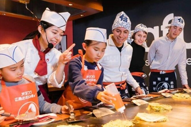 Hiroshima Local Food and Peace Memorial Park 1 Day Walking Tour - Local Food Highlights