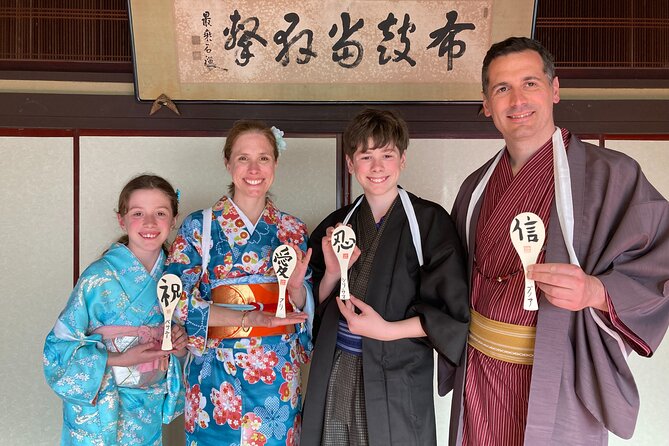 Kimono and Calligraphy Experience in Miyajima - Traditional Calligraphy in Miyajima