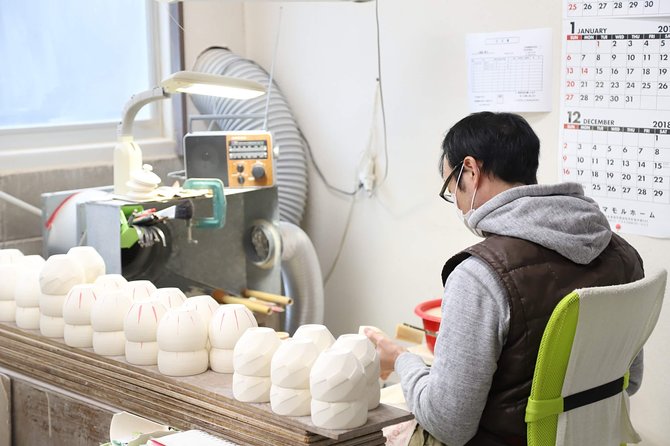 Hasami Ware Study Tour With Special Guide 400 Years History and Modern Daily Use Pottery - History of Hasami Ware