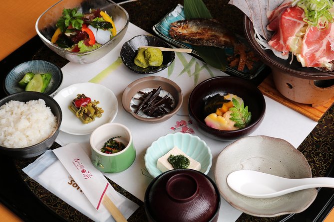 [Day Trip Bus Tour From Kanazawa Station] Weekend Only! World Heritage Shirakawago Day Bus Tour - Frequently Asked Questions