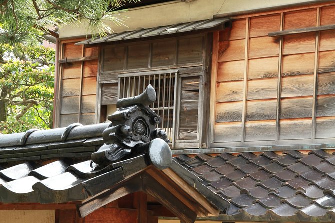 Kanazawa Half Day Tour (Private Guide) - Experiencing the Beauty of Kenrokuen Garden