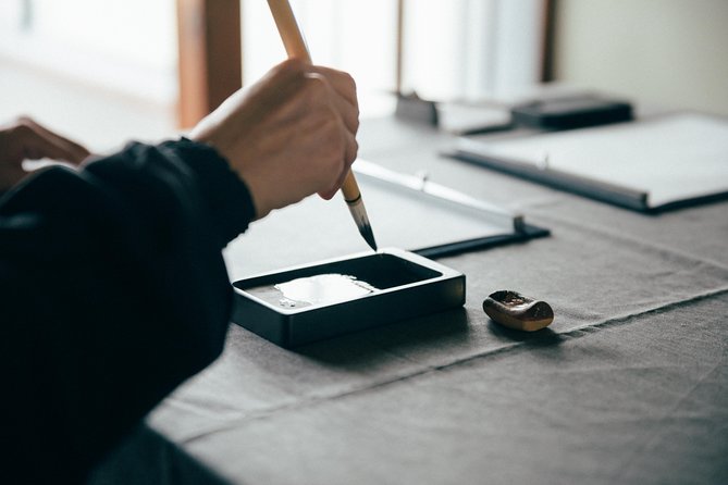 Experience Japanese Calligraphy & Tea Ceremony at a Traditional House in Nagoya - Visit a Traditional House in Nagoya