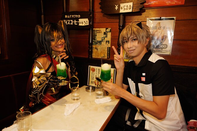 Photography Tour With Popular Photographer in Nagoya - Travel Time and Maximum Number of Travelers