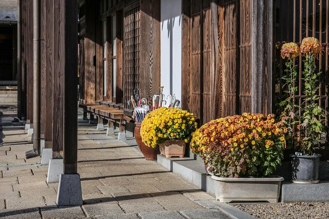 Japanese Taiko Drum Experience at Sairi Yashiki - Traditional Taiko Drumming Techniques