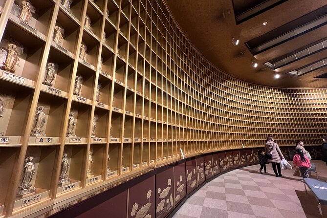 The Tallest Great Buddha Spot Walking Tour - Meeting and Pickup Details