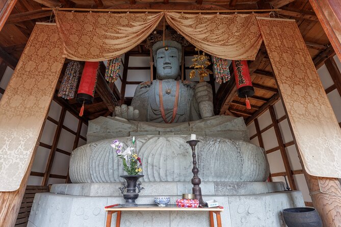 Temples Silence Retreat - Speaking Monk Guided Tour - Tour Highlights