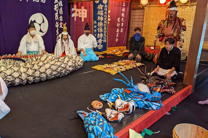 Iwami Kagura Viewing and Mini-experience - Performance Highlights