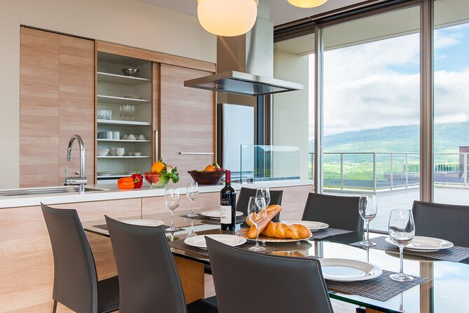 Niseko 4 Nights Luxury Hotel With All Days Lift Pass &Rental Gear - Reviews