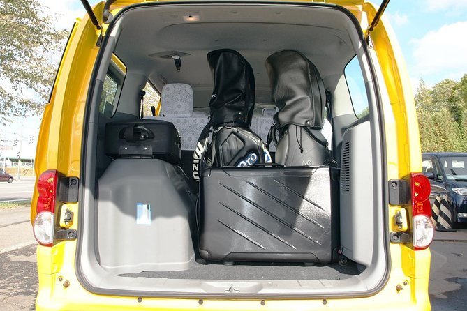 Private Transfer CTS Airport to Sapporo (1-9 Passengers) Legal Driver Guaranteed - Date, Travelers, and Logistics