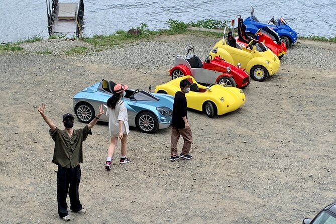 Cute & Fun E-Car Tour Following Guide Around Lake Kawaguchiko - Embrace the Cute and Quirky: E-Car Adventure at Lake Kawaguchiko
