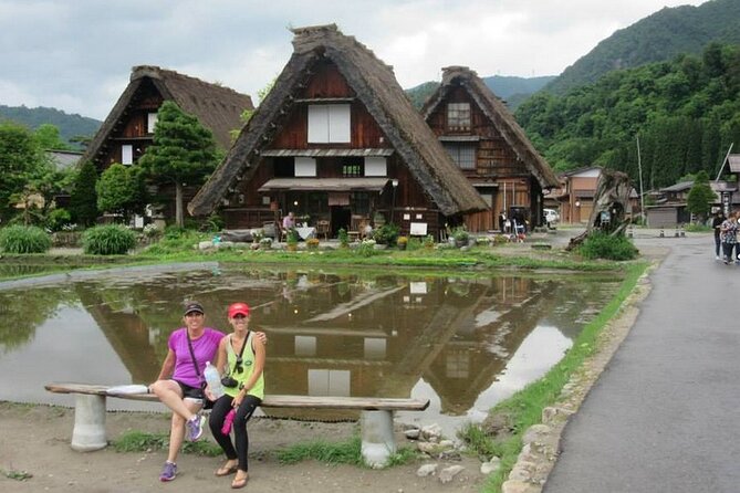 Shirakawago and Takayama Licensed Guide and Vehicle From Kanazawa - Reviews
