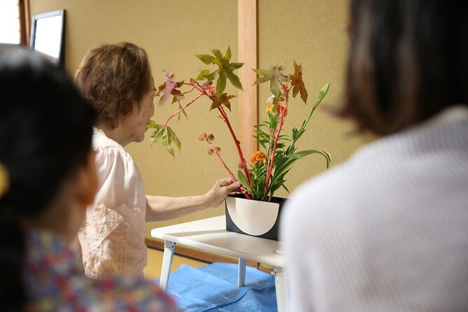 Special Ikebana Experience Guided by an Ikebana Master, Mrs. Inao - Take Home Your Own Ikebana Creation