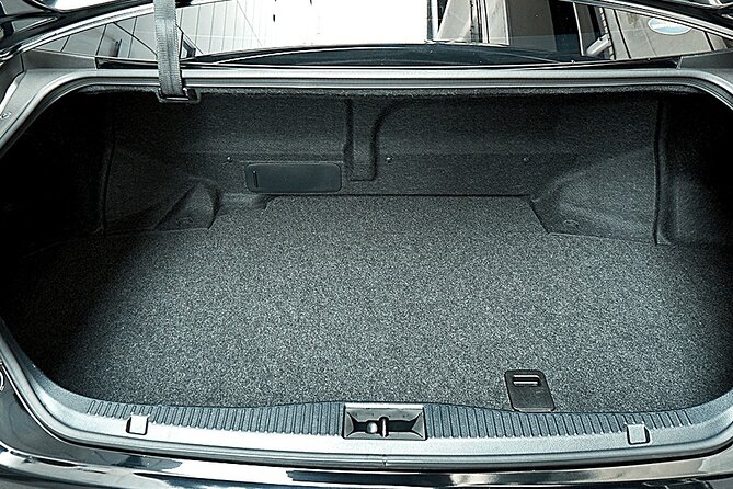 Airport Transfer From Osaka City to Kansai Airport - Cancellation Policy and Refund Information