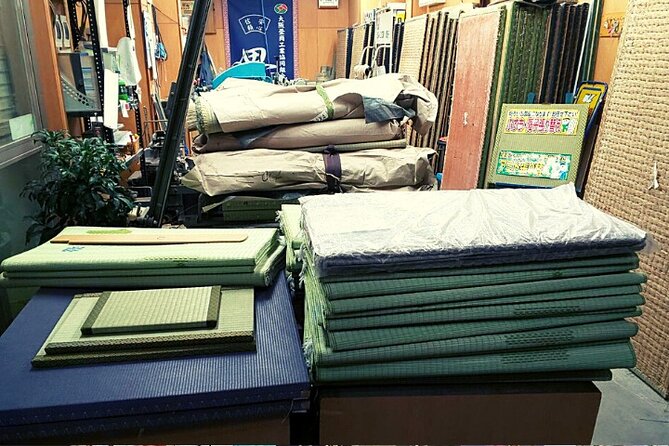 Osaka Kickstart Tour: Day & Night Hotspots & Hidden Gems Tours(Private or Group) - Hidden Gems of Osaka: Nighttime Adventures