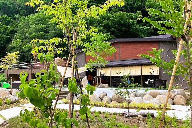 Private Natural Beauty of Sapporo by SUP at Jozankei Onsen - Exploring the Natural Beauty of Sapporo by SUP