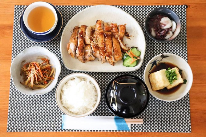 Private Market Tour Cooking Class And Lunch With A Local In Sapporo Private Market Tour, Cooking Class and Lunch With a Local in Sapporo - Reviews and Ratings