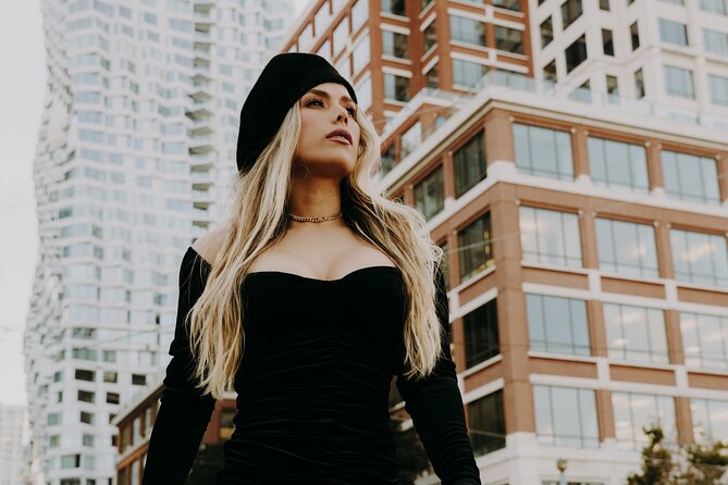 Private Professional Photoshoot in Tokyo - Meeting and Pickup