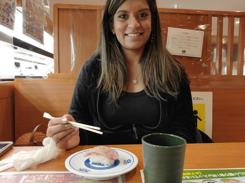 Explore Osaka Castle Park and Attractive Places - Guided Walking Tours: Discover Osakas Hidden Gems