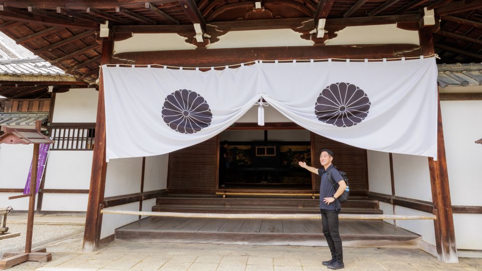 Quiet Arashiyama - Private Walking Tour of the Tale of Genji - Daikakuji Temple