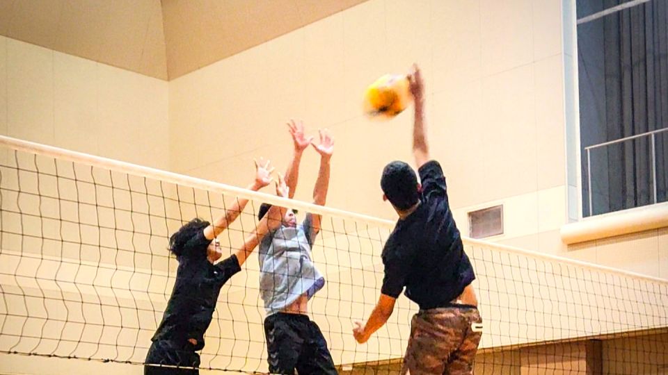 Volleyball in Osaka & Kyoto With Locals! - Experience Highlights