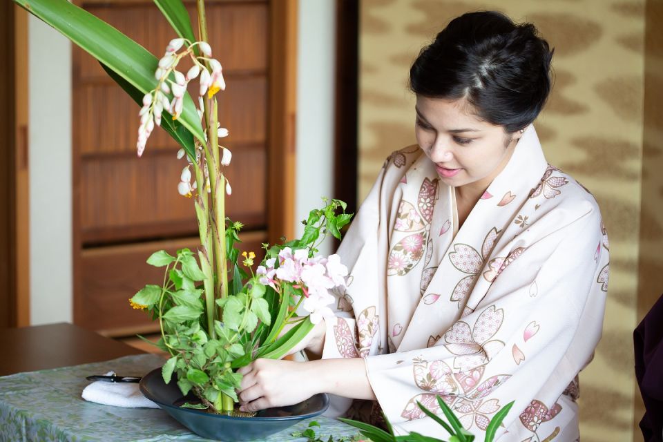 3 Japanese Cultures Experience in 1 Day With Simple Kimono - Calligraphy Practice With Simple Kimono