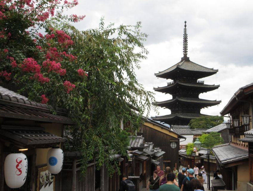 Kyoto: Tempio Kiyomizu, Zona Gion "Geisya" (Guida Italiana) - Frequently Asked Questions