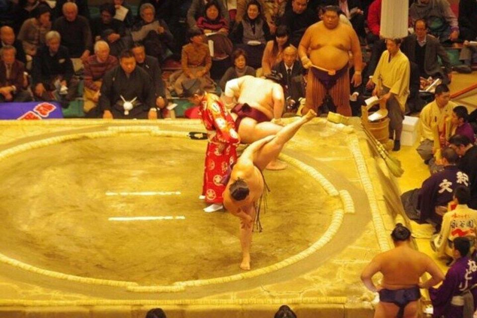 Fukuoka: Sumo Tournament S-Class Seat Ticket With Guide - Reviews