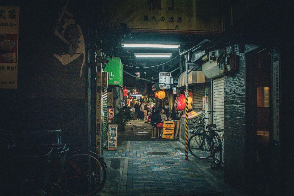 Visiting Local Bars in Tokyo - Indulging in Authentic Japanese Food and Drinks