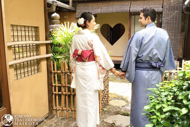 Traditional Tea Ceremony Wearing a Kimono in Kyoto MAIKOYA - Capturing Timeless Moments: Photo Opportunities in the Tea Ceremony Garden